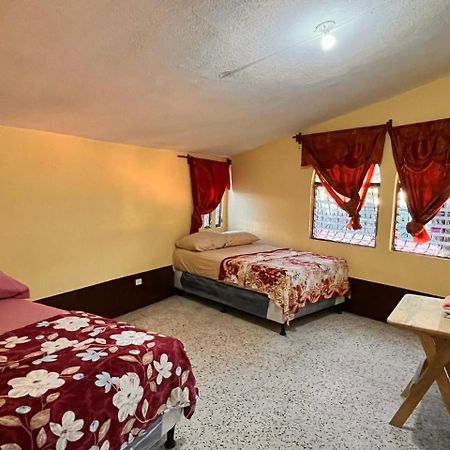 Hotel Canaan La Aurora 危地马拉 外观 照片