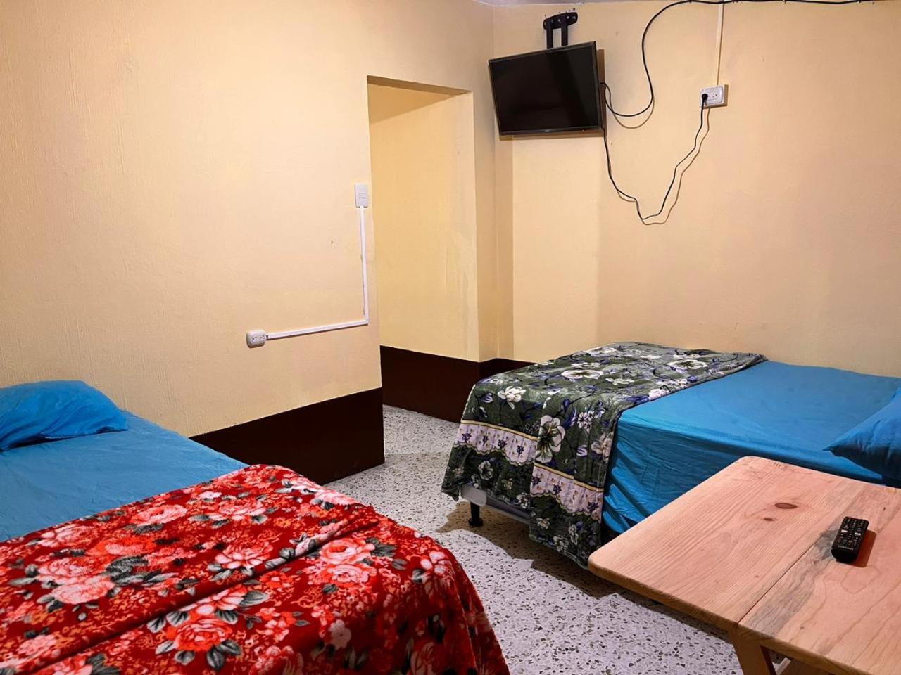 Hotel Canaan La Aurora 危地马拉 外观 照片