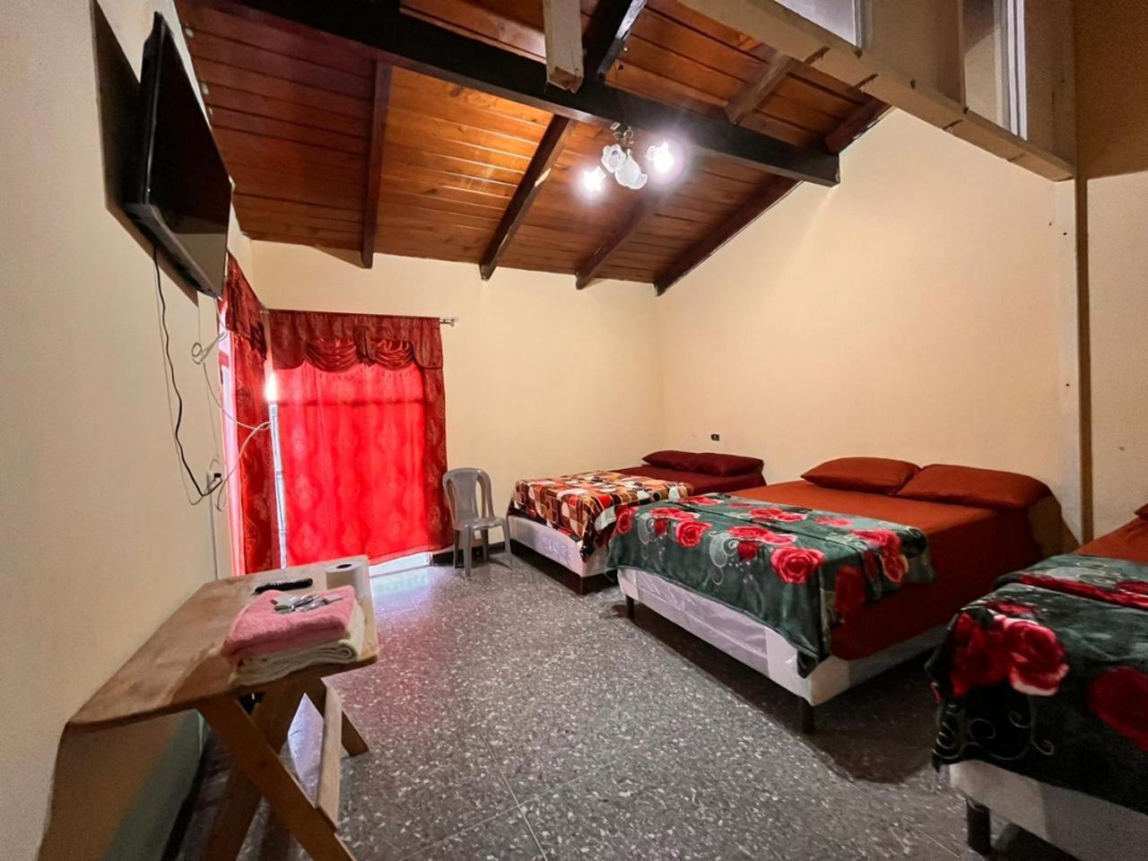 Hotel Canaan La Aurora 危地马拉 外观 照片