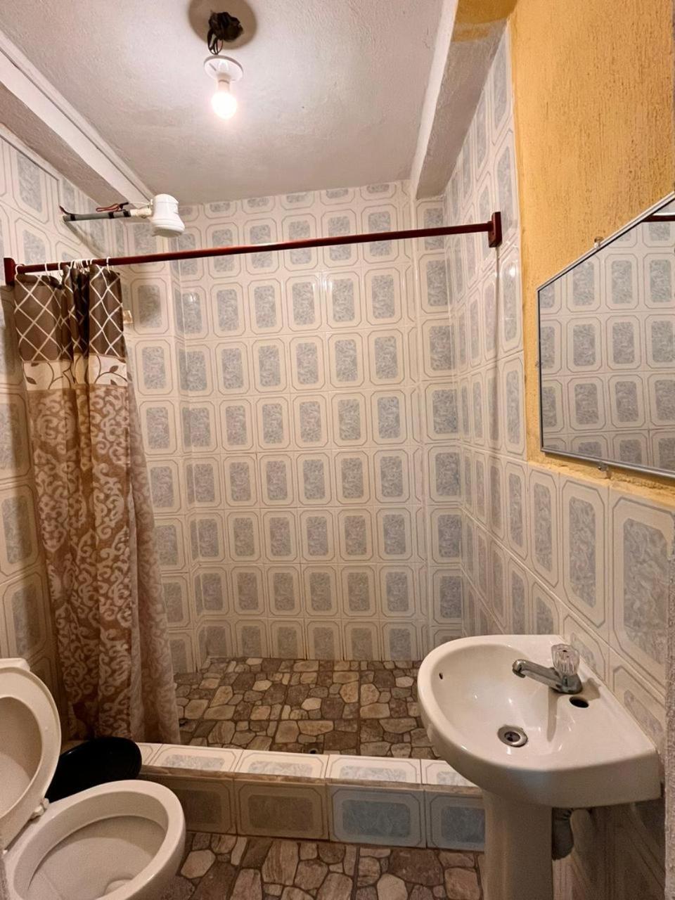 Hotel Canaan La Aurora 危地马拉 外观 照片