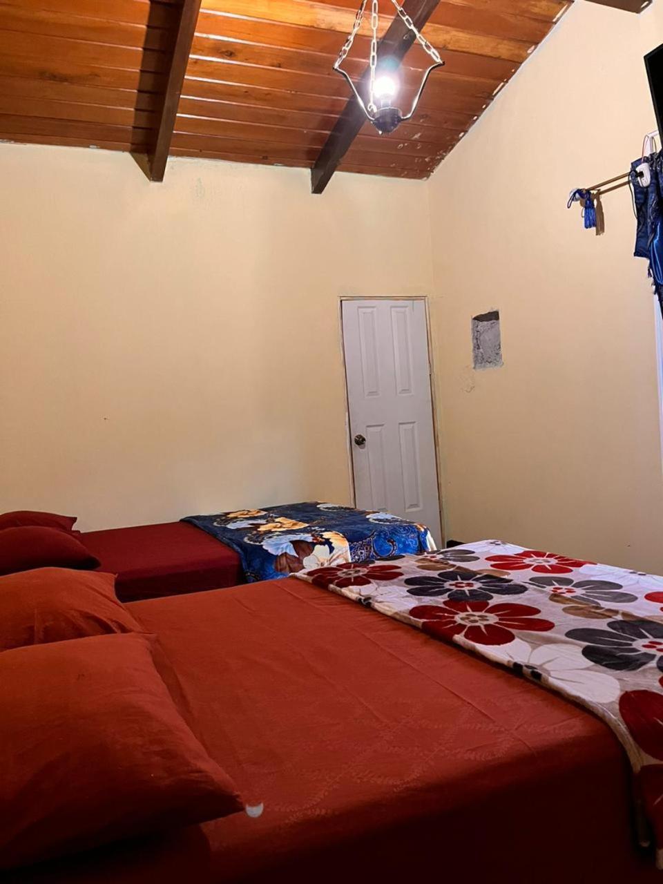 Hotel Canaan La Aurora 危地马拉 外观 照片